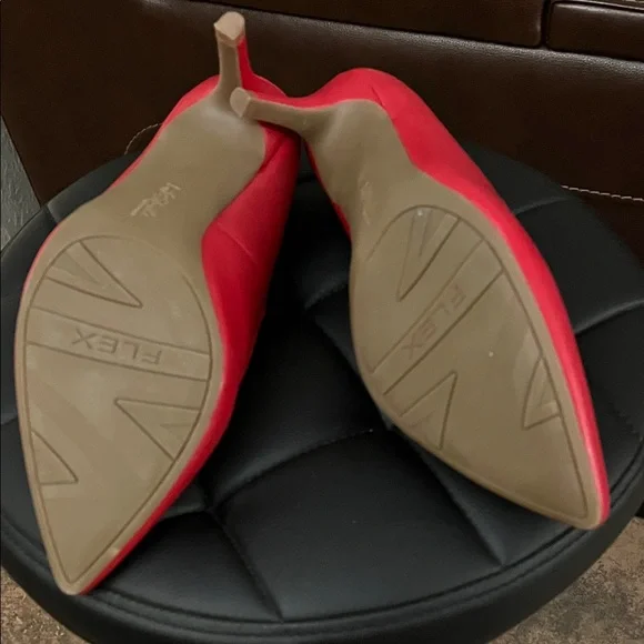 Life Stride Women's Bold Red Heels - Picture 4 of 6